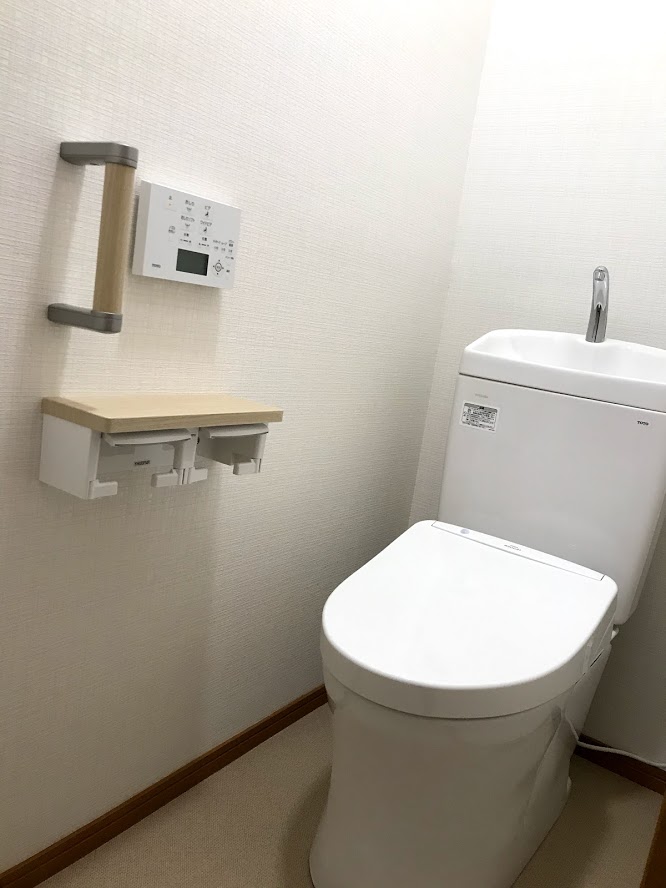 大垣市若森町で和式トイレを洋式トイレにリフォームしました。当店は『大垣市上下水道指定工事店』です。 増井商店